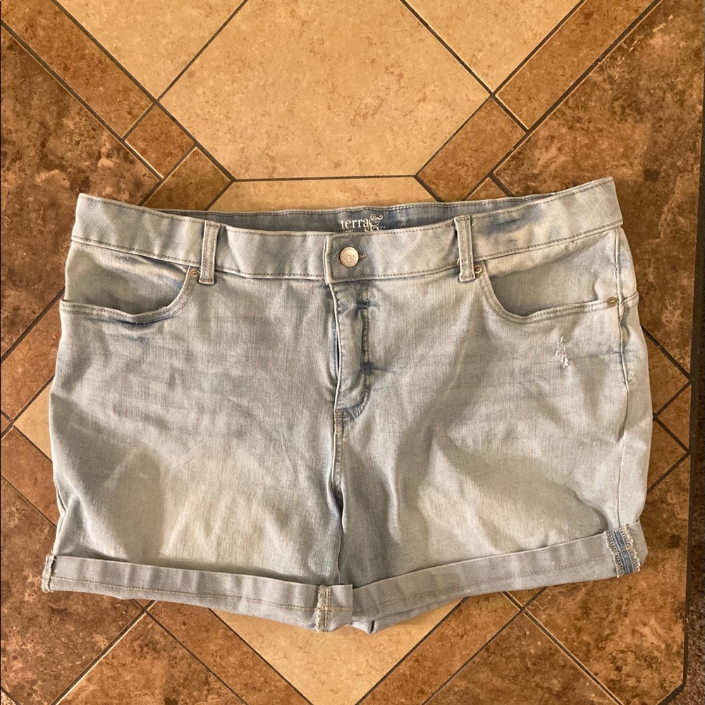 Terra and Sky jean shorts - Picture 1 of 8